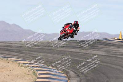 media/Nov-16-2025-Race Pace (Sun) [[8c5fa54630]]/Verified Riders/1-Turns 9 and 10 (925am)/